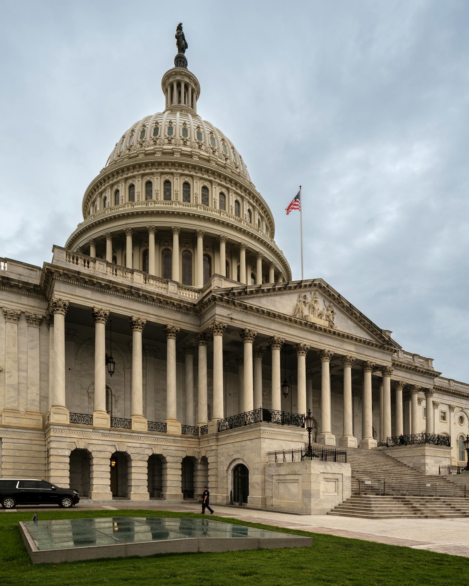 legislative-watch-capitol