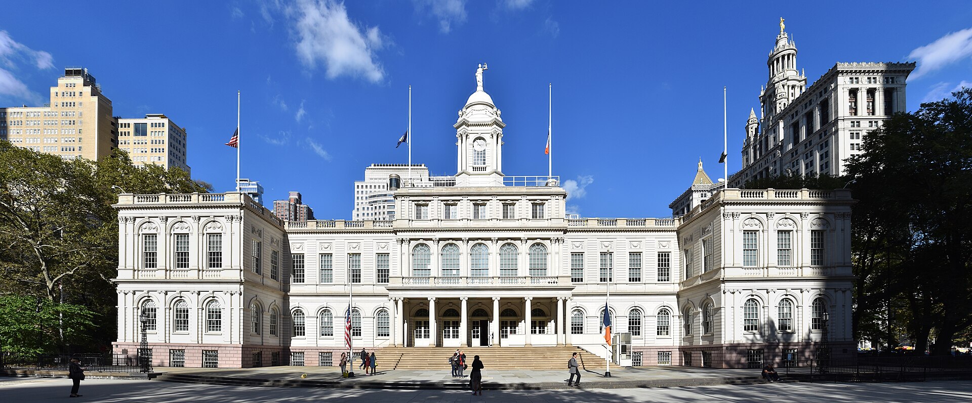 Exterior of New York City Hall, the seat of the city government overseeing $5.7 billion in asylum-seeker emergency contracts