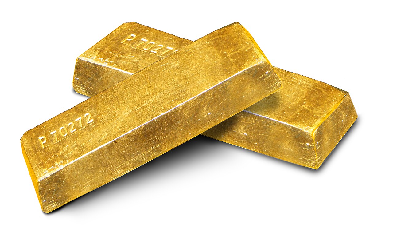 global-corruption-watch-gold Gold bullion bars, representing illicit gold and cash uncovered in this week's global corruption cases