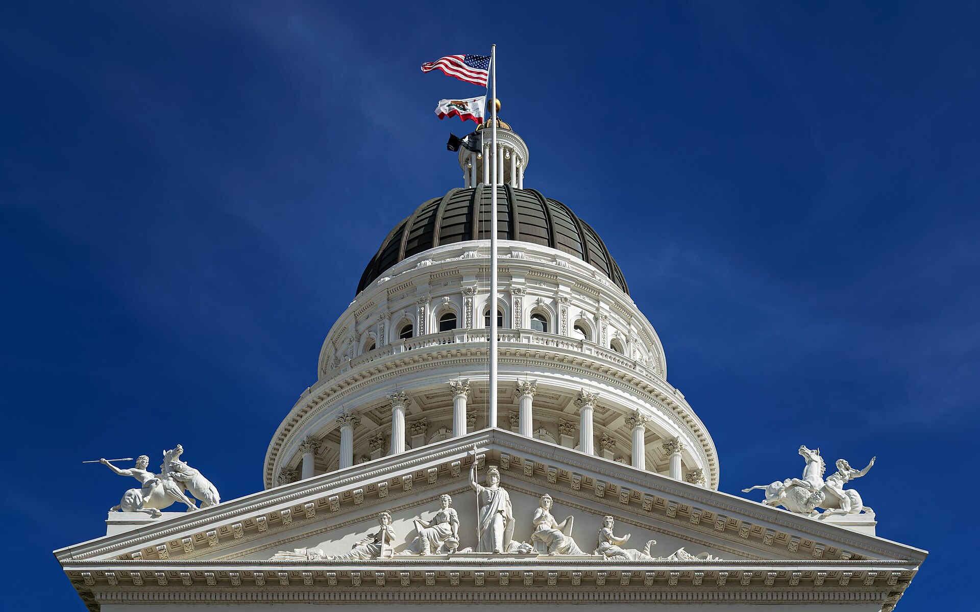 State Watch August 2026 Dome and rotunda of a U.S. state capitol building viewed from below