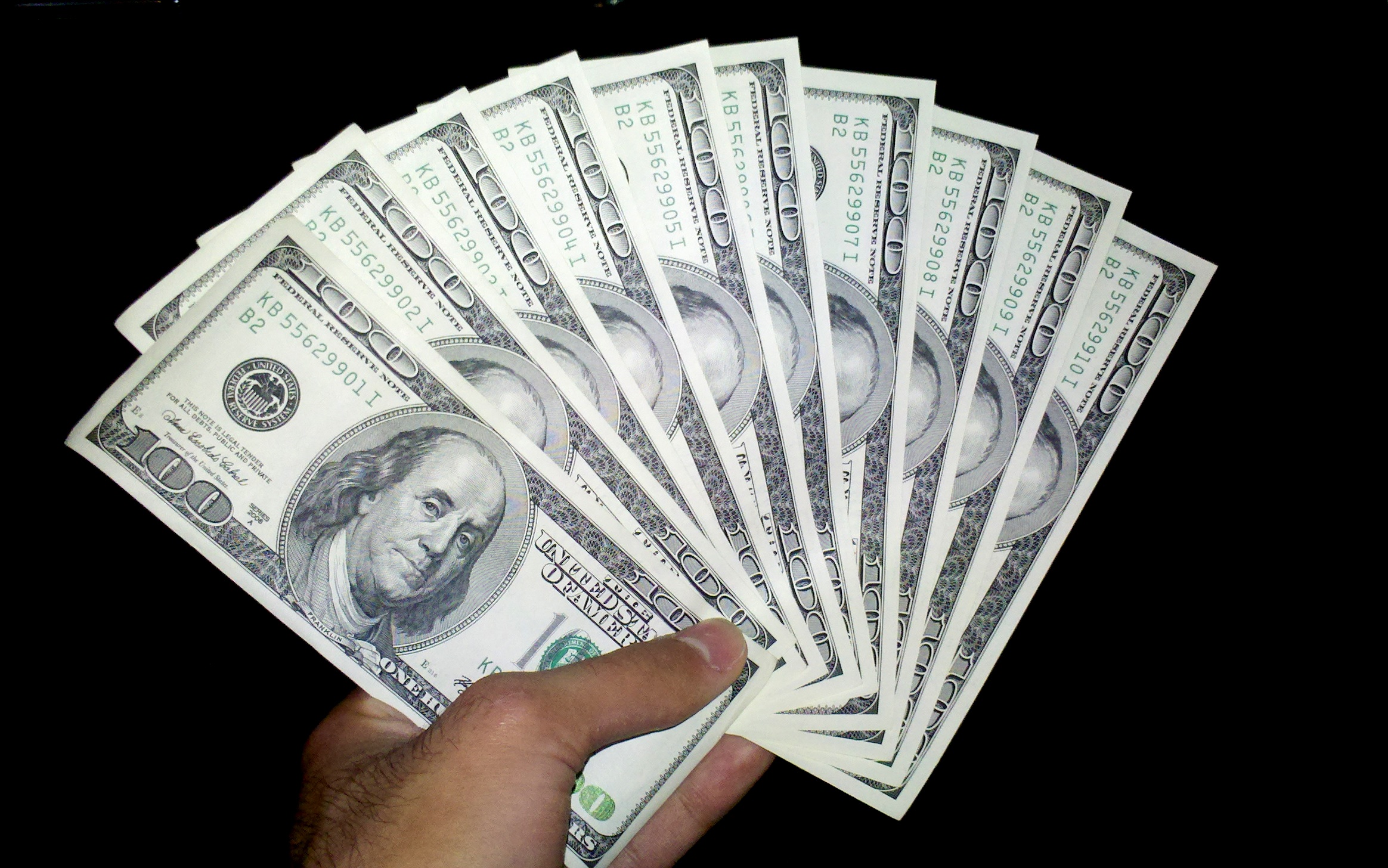 us-dollar-banknotes